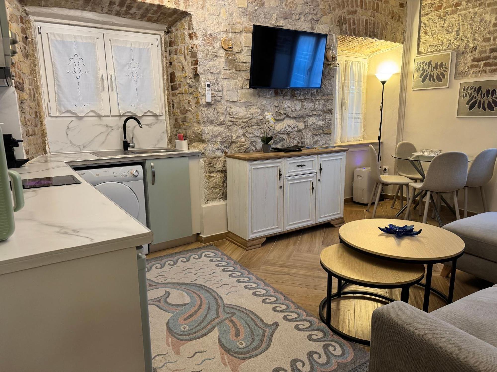 Corfu  Bruskos Luxury 아파트 외부 사진